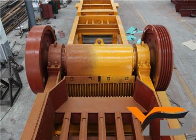 China Hydraulic Mobile Crusher Station Single Cylinder High Capacity 150 - 200TPH for sale