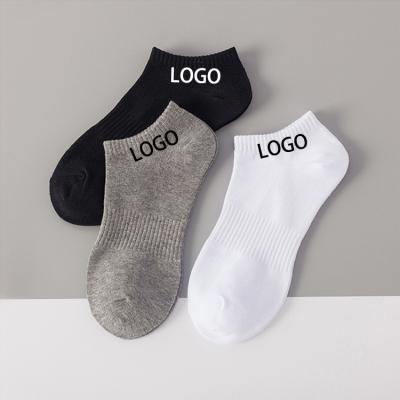 China Custom Logo Solid Mesh Men Breathable Ankle Socks Invisible Summer Men Ankle Socks Breathable Thin Boat Socks for sale