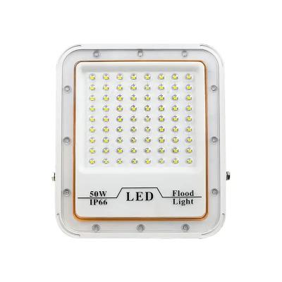 China Lámpara de inundación de aire libre impermeable gris 30w 50w 100w 200w LED para el estadio en venta