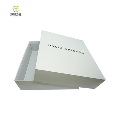 China Biodegradable Luxury White Rigid Cardboard Handbag Packaging Boxes With Custom Logo for sale