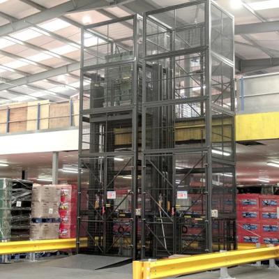 China Hydraulische 3T Cage Lift 5m 3000kgs Warehouse Cargo Lift Factory Goods Lift Te koop