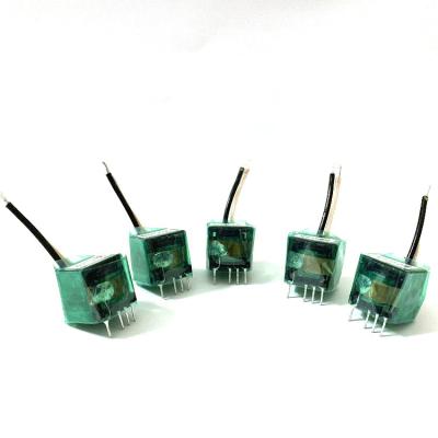 China Electronic EE15 Applied In SMPS AC/DC Converter Automotive High Frequency Solar Power Drive Transformer for sale