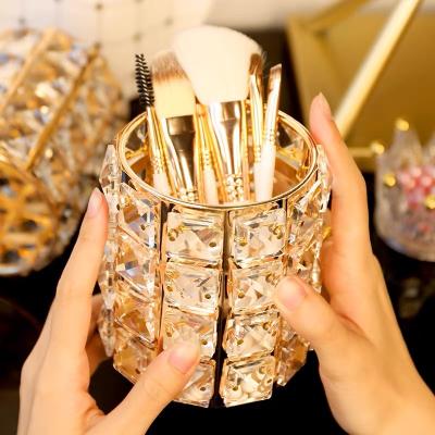 China 2021 Cute Nail Makeup Brush Holder Fashion Makeup Tools Brush Stand Acrylic Makeup Brush Holder Case for sale