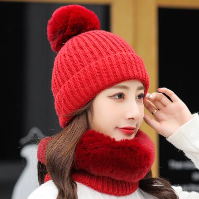 China 2020 New Arrivals COMMON Logo Cashmere Beanie Hat Fashion Reversible Pom Poms Custom Women With Fur Ball for sale