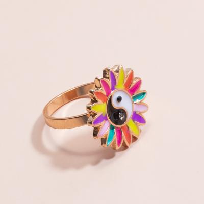 China 2021 FASHIONABLE Fashion Hot Selling Female Enamel Flower Nose Alloy With Crystal Ring Women's Ring Wedding for sale