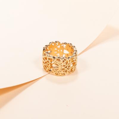 China 2021 FASHIONABLE 18K Gold Shape Hot Selling Popular Big Filigree Zinc Casting Gold Ring Jewelry For Women for sale