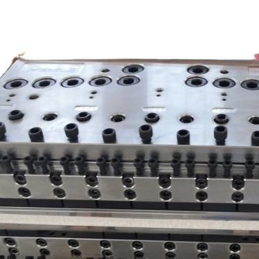 China 1 Cavity Flat Die for PP Hollow Construction Building Formwork Architecture Mould for sale