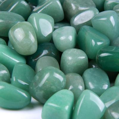 China Wholesale Natural Europe Green Aventurine Tumbled Stones for sale