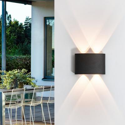 Κίνα Modern Led Wall Lamp Up and Down Aluminum Decorate Wall Sconce Outdoor Garden Led Wall Light προς πώληση