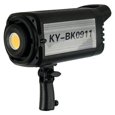 China PORTABLE Outdoor Flash Light Equipment Lighting Shooting Led Camera Video Light for sale