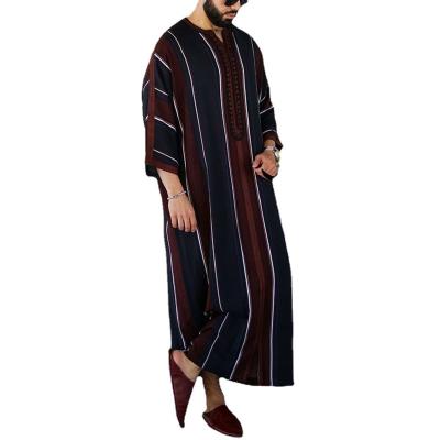 China New Fashion Middle East Cotton African Cotton Men's Polyester And Linen Maxi Dress Striped Shirt O-neck Male Ethnic Casual Hot Sale Long Printed Casual Maxi Dress for sale