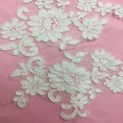 China Ivory Venise Cord Lace Applique for Bridal Gown Wedding Dress decor,one pair for sale