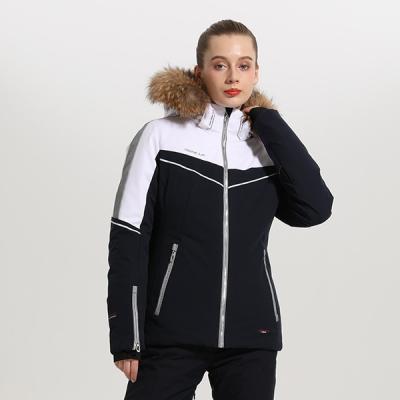 China Reliable Quality Outdoor Windproof Waterproof Breathable Women's Outdoor Ski Jacket for sale