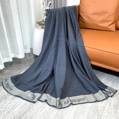 China Disposable Airline Blankets Woven Airline Blanket Acrylic Printed Airline Blanket for sale