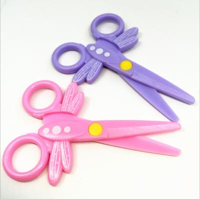 China Early-Age Safety Student Butterfly Scissors Universal Plastic Small Book Cutting Children for sale