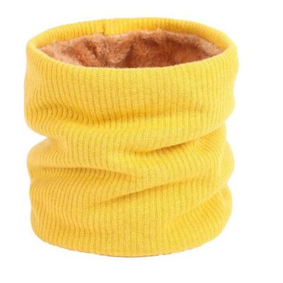 China Ski Walking Outdoor Running Fur Fleece Solid Yellow Color Chunky Collar Infinity Knitted Women Striping Scarf Neck Warmer Snood for sale