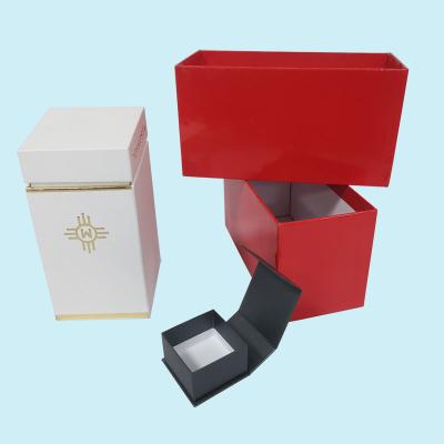 China Biodegradable Fine Workmanship Eco-Friendly Luxury Foldable Gift Box Packaging for sale