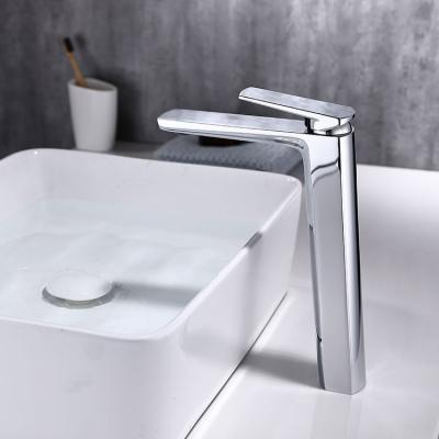 China Modern single luxury brass faucet basin design single waterfall hot and cold water mixer tap bathroom sink faucet for sale