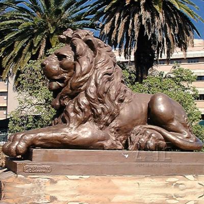 China Europe Outdoor Garden Ornament Metal Crafts Bronze Lion Statues For Sale for sale