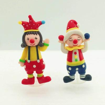 China Colorful Clay Statues Supplies Happy Birthday Decoration Joker Figurine Kids Birthday Wedding Cake Toppers DINP30% Top Grade PVC70% for sale