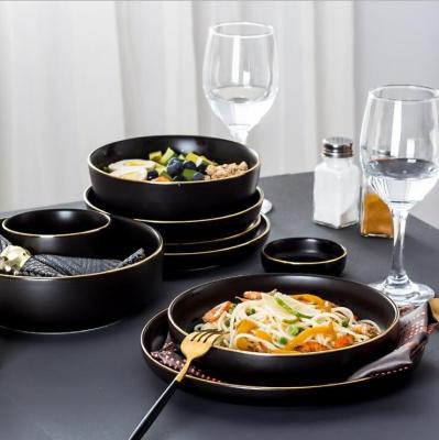 China Sustainable Choice 9pcs Top Luxury Fine Round Black Gold Dinnerware Porcelain Dinnerware Discovery Set for sale