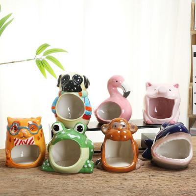 China Wholesale Cute Animal Ceramic Hamster Ornaments Small Novelty Cartoon Pet Cages Carriers Houses Nest Cooling for sale