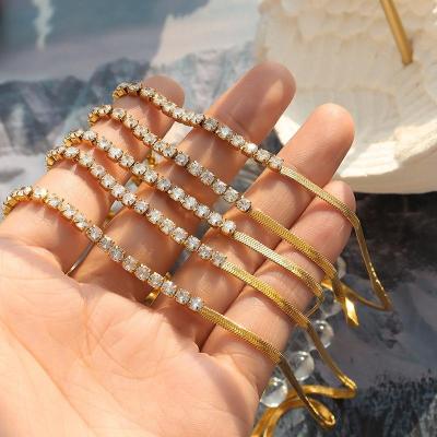 China Vintage Inlaid Zircon Design Titanium Steel Bracelet Necklace Accessories Bracelet Women Jewelry for sale