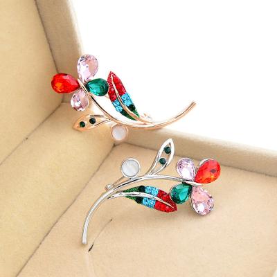 China Colorful ALLOY Butterfly Flower Brooches For Women Winter Fashion Crystal Pin Brooch Wedding Accessories for sale