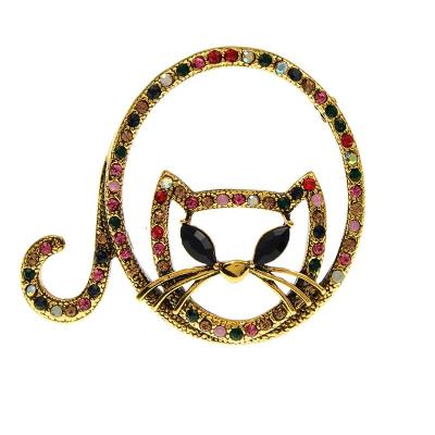 China Lovely Cavity Vintage ALLOY Cat Brooch Pins Girl Men Women Rhinestone Bronze Badge Animal Brooches For Women Fashion Drop Shipping for sale