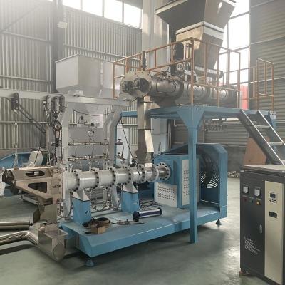 Chine Single Double Screw Tilapia Feed Extruder Machine Floating Fish Feed Production Line CE Certified à vendre