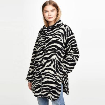 China QUICK DRY Winter Animal Print Slip Plus Size Long Casual Mink Fur Women's Faux Fur Jackets for sale