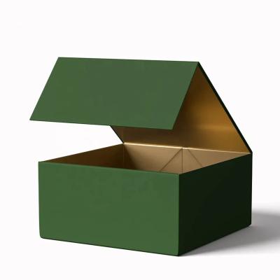 China Wholesale Recycled Logo Luxury Caja De Carton Eco Materials 2023 Paper Box Packaging Luxury Magnetic Collapsible Box Clothes Packaging for sale