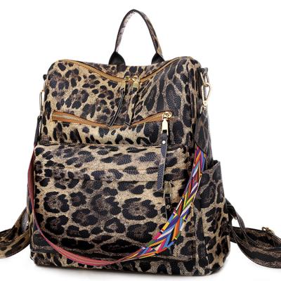 China Back Fashion Leopard Printing And Large Capacity Pocket Zipper Traveling Design Ladies Backpack for sale