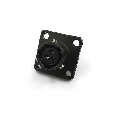 China Amphenol Automotive 26482 PT02E8-3S 3 Pin Panel Mount Female Socket for sale