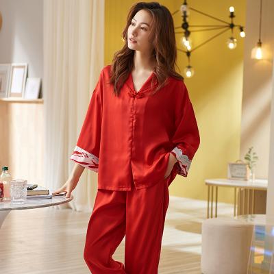 China QUICK DRY High End Garment Dyed Nightgowns Loungewear Christmas Set Single Turn-Down Collar Solid Plus Size Pajamas for sale