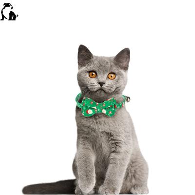 China Padded HANDOU Pet Supplies Christmas Snowman Snowman Pattern Collar Pet Cat Bow Tie Collar for sale