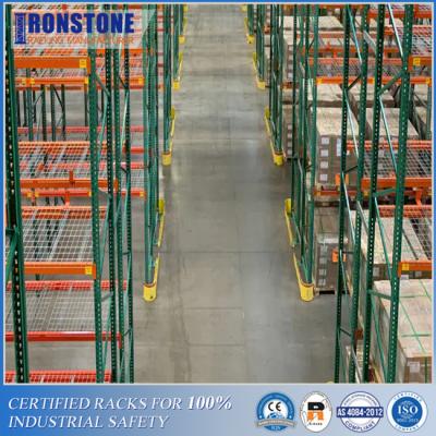 Chine US Standard Steel Teardrop Style Pallet Racking for industrial storage solution à vendre