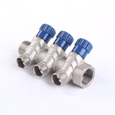 China Miscellaneous Diverter Valve Underfloor General Mixing Central Heating Faucet for sale