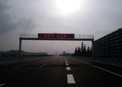 China Traditional Programmable LED Highway Signs Waterproof P33.3 4R2G 8x8 Pixels for sale