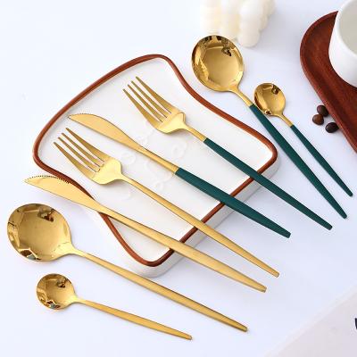 China Sustainable Hot Sale Gold Plated Cutlery Set Knife Spoon and Fork Set 18 10 Stainless Steel Flatware for sale