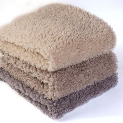 China Wholesale Anti-Static 100%Polyester Knitted Fleece Velvet Plush Faux Fur Soft Toy Fabric For Slippers Winter Coat for sale