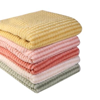 China Factory supply direct 100% polyester velor anti-static knitted soft knit plush fleece fabric for garment pillow for sale