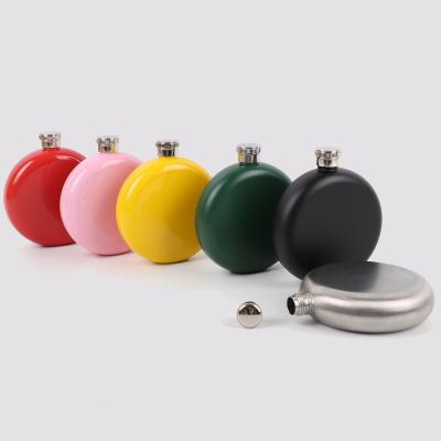 China Portable Portable Jug Round Wine Cover Flask 304 Stainless Steel Mini Hip Colorful Ladies Jug for sale