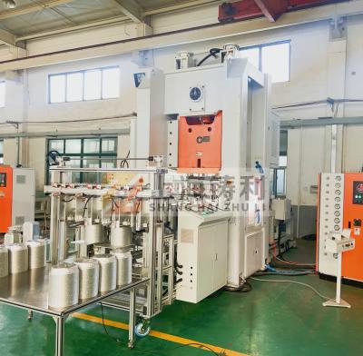 China Vollautomatischer Wegwerfbehälter der nahrung24kw, der Maschine CER alu Schalen-Herstellermaschine herstellt zu verkaufen