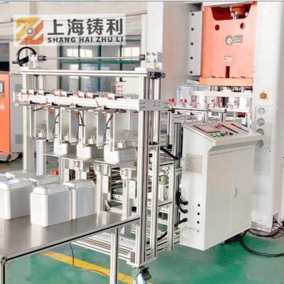 Cina Colpi della macchina di fabbricazione di piatto della stagnola 24KW 180mm 260mm contenitore della stagnola di 12T che fa macchina in vendita