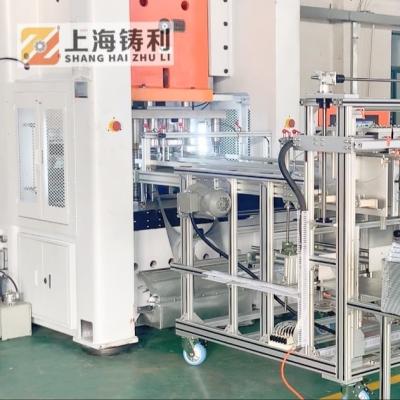 China Envase de comida disponible automático del papel de aluminio de la máquina 80Tons del envase de aluminio que hace la máquina para el mediados de mercado del este en venta