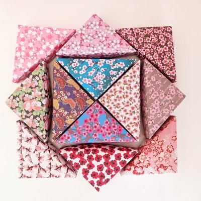 China Recyclable Customize 12 Pack Small Triangle Paper Boxes Gift Wrap Idea For Jewelry, Candy, Gift Custom Logo for sale