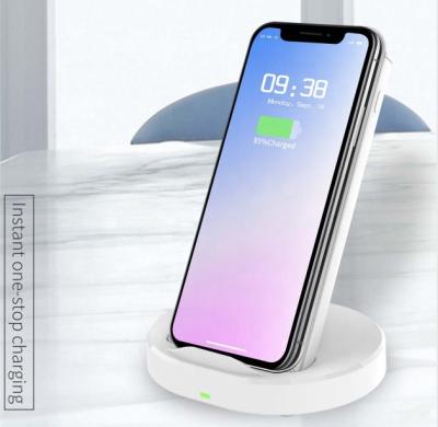 China Portable support fast charging newcomer fast charge using wireless 10000 mAh power bank, 10W fast charging power bank with USB and type c port for sale