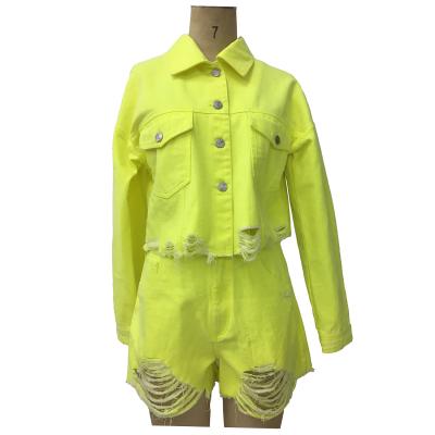 China Custom Chinese Design Clothing Manufacturers Fashion Yellow Denim Jacket Windproof Hole for sale