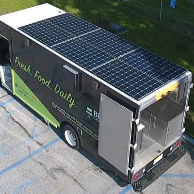 China Rooftop Solutions Hipo Cellule Food Truck Solar Panels 600 Watt Half Solar Panels Florida 182mm*182mm for sale